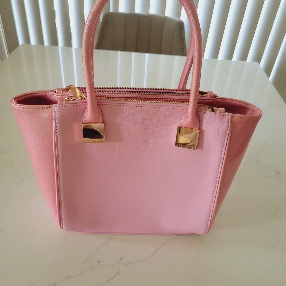 Elegant Pink Handbag